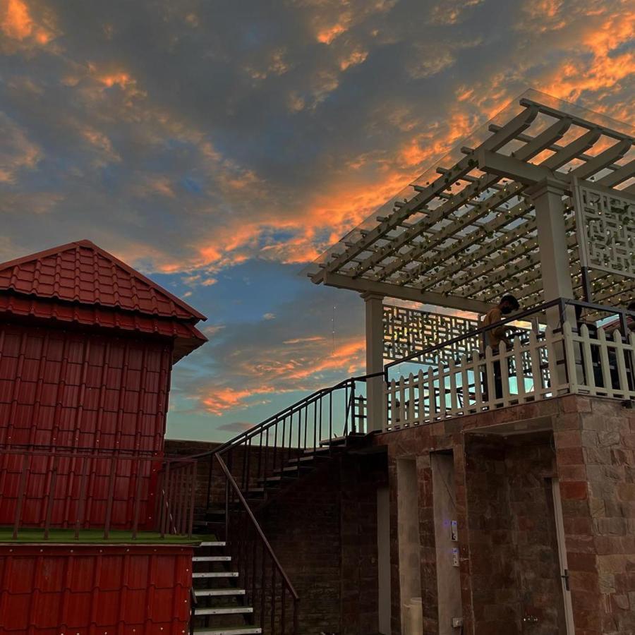 Yashmay Villa Club & Resort Gonda Exterior photo